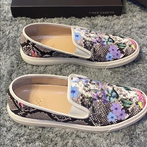 Vince Camuto Dress Sneaker - Picture 4 of 9